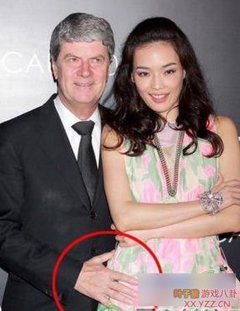 台上台下惨遭非礼的女明星们
