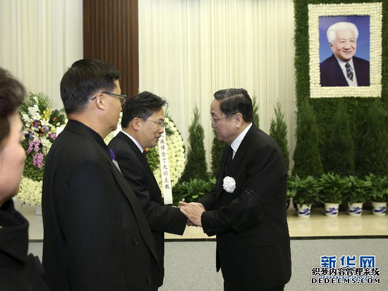 ���й�����ί�У��й��������ξֳ�ί��������ȫ����Э����ϯ֣��ͨ��27��ר��ǰ���Ͼ����ǹ�Ϊ����ѵ�ͱ𣬲�ο���������������������붡��ѵ�������֡� �»������ ������ ��